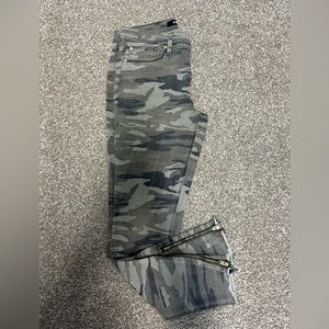 Express size 6 camp mid rise ankle legging